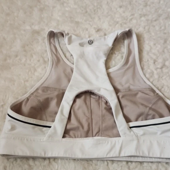 Lululemon Pace Perfect Bra (Storage) Sz 12 B/C Cup White/ Black - Picture 8 of 11